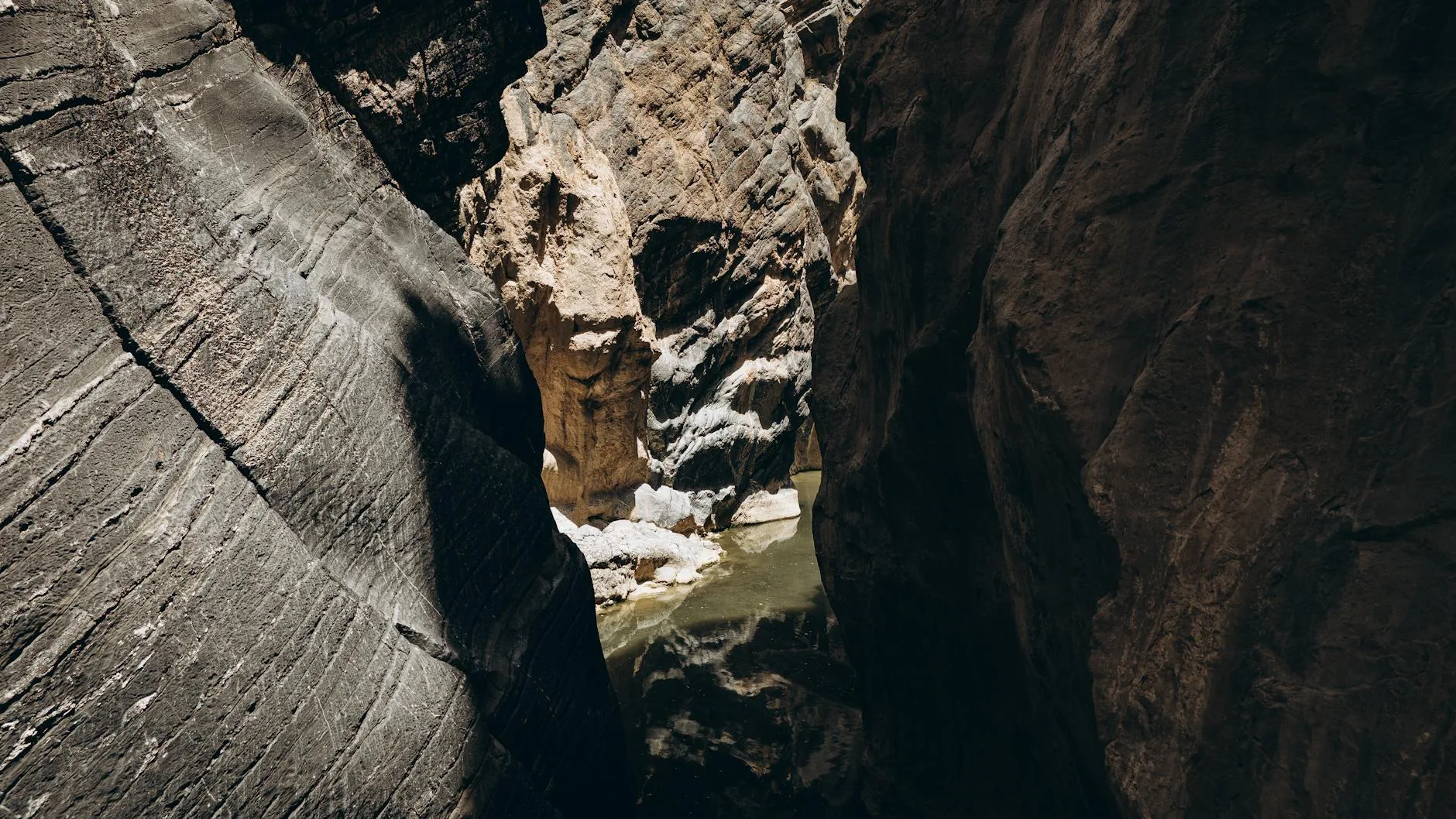 Wadi Bani Awf — Snake Gorge